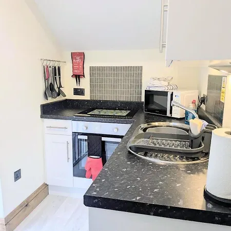 The Nave, Muston 아파트